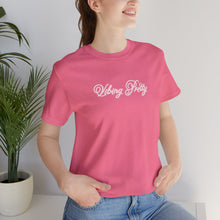 Load image into Gallery viewer, (Pink) “Vibing Pretty” Jersey Tee