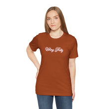 Load image into Gallery viewer, (Pink) “Vibing Pretty” Jersey Tee