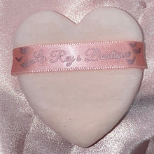 Load image into Gallery viewer, Nude Heart Powder Puff
