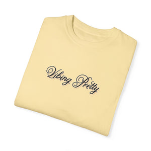 (Black) “Vibing Pretty” Comfort T-shirt