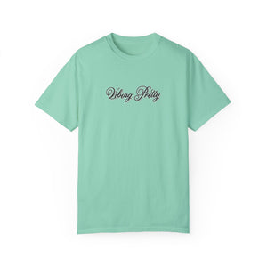 (Black) “Vibing Pretty” Comfort T-shirt