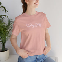 Load image into Gallery viewer, (Pink) “Vibing Pretty” Jersey Tee
