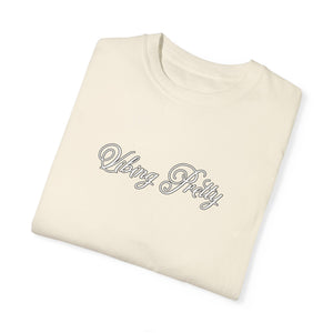 (White) “Vibing Pretty” Comfort T-shirt